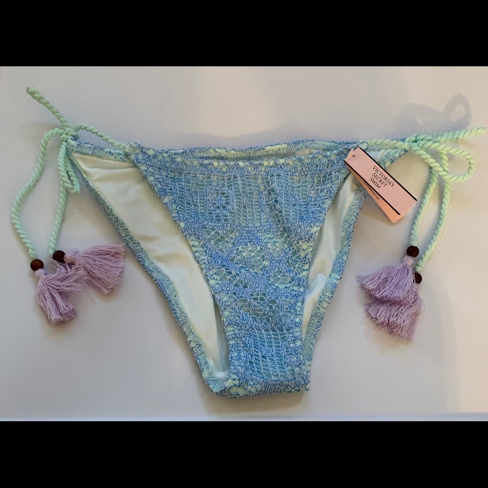 NWT Victoria’s Secret Crochet Lace Bikini Bottom